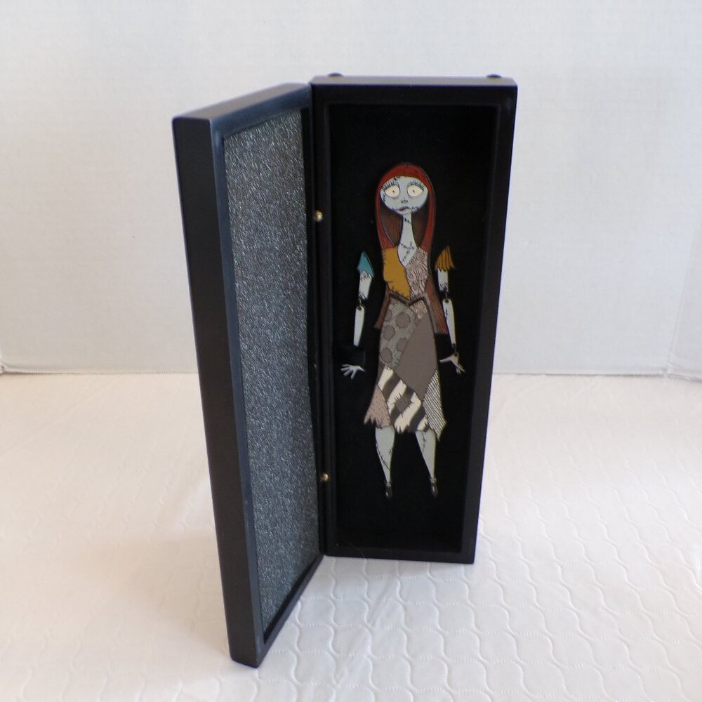 2003 Nightmare Before Christmas Sally Puzzle Pin 10th Anniversary COA Limited Ed